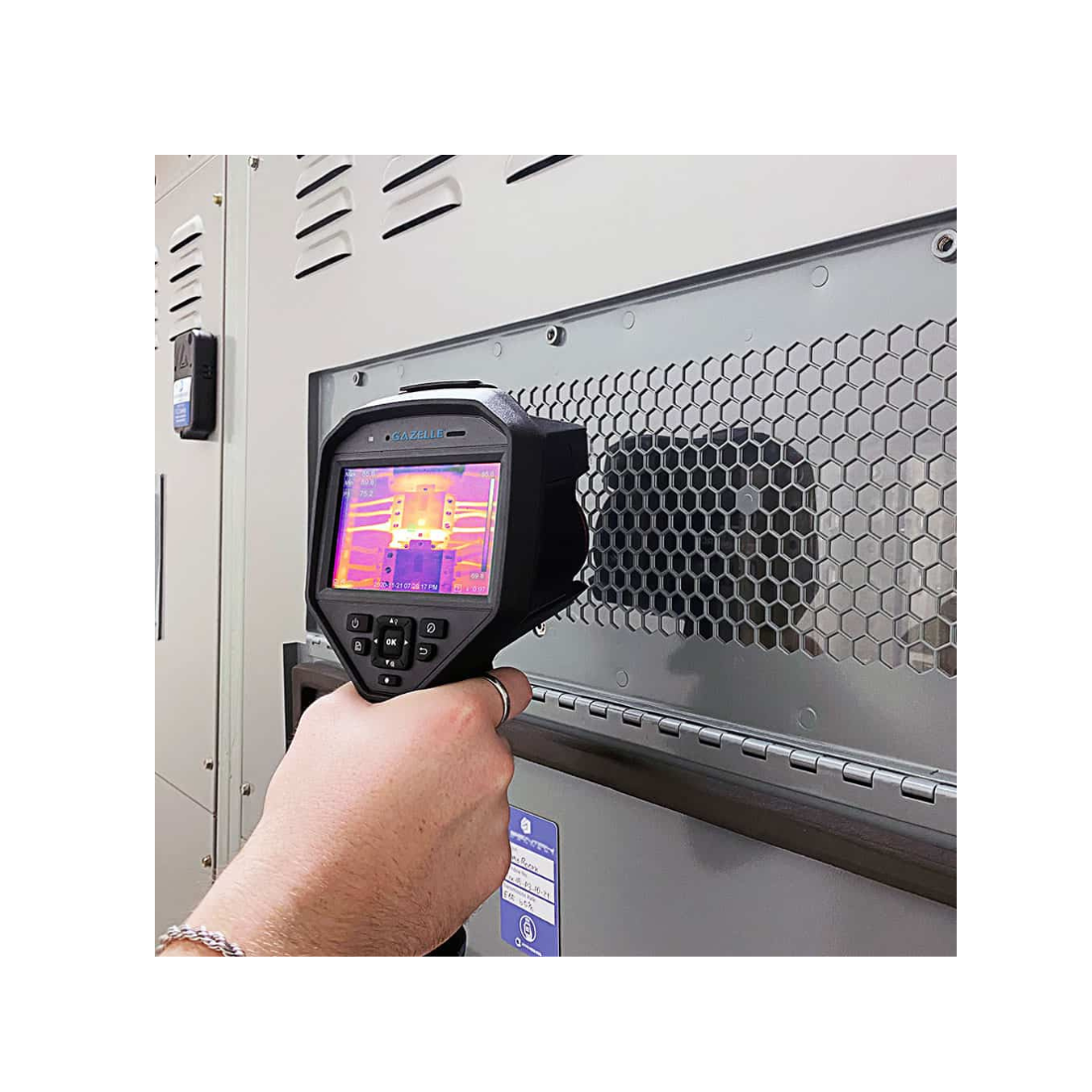 Gazelle Advanced Thermal Imaging Camera 640 X 512 Pixels G9706 Gazelle Advanced Thermal Imaging Camera 640 X 512 Pixels G9706
