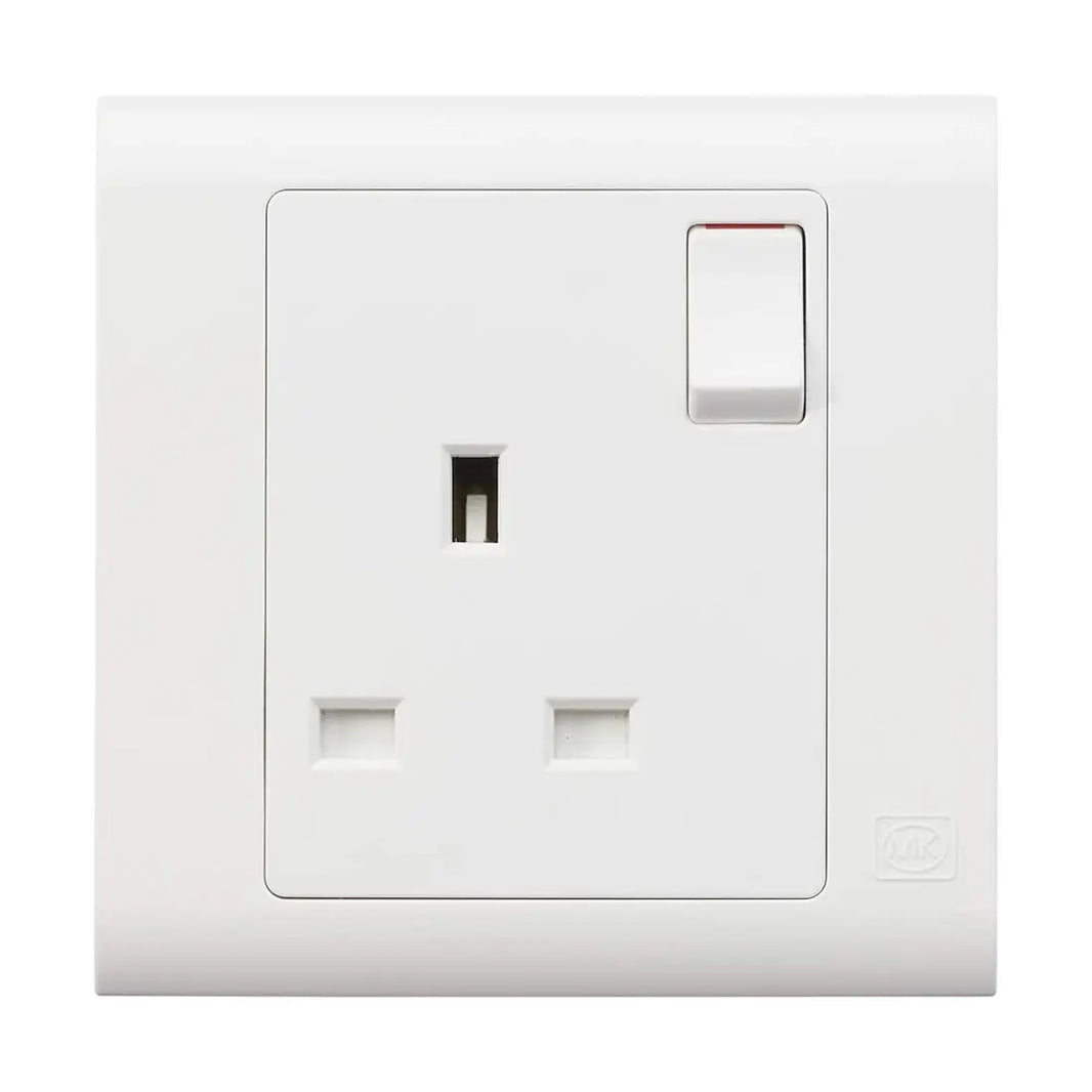 MK Essentials MV2757WHI 13A 1G Single Pole Switched Socket White