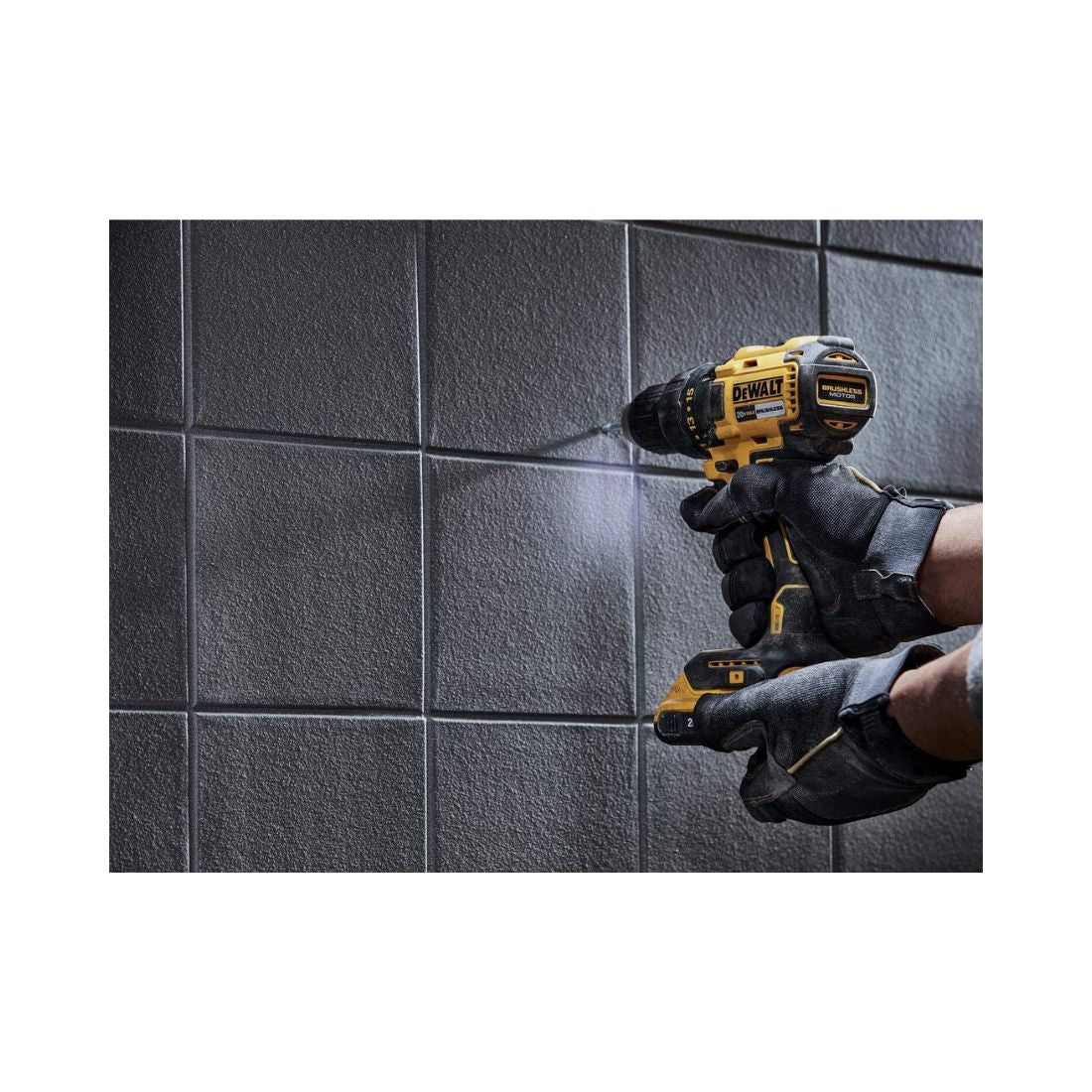 Dewalt DCD778S2-GB Compact Hammer Drill 18V, 13mm