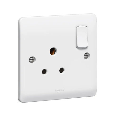 Legrand Synergy White 1 Gang Switched Socket Outlet 5A 250V 730069