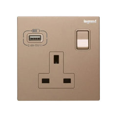 Legrand Galion 1 Gang Single Pole Switched Socket Outlet with USB A 15W charger 282441A - Slide 3