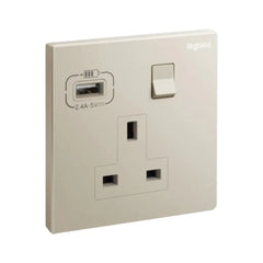 Legrand Galion 1 Gang Single Pole Switched Socket Outlet with USB A 15W charger 282441A - Slide 4