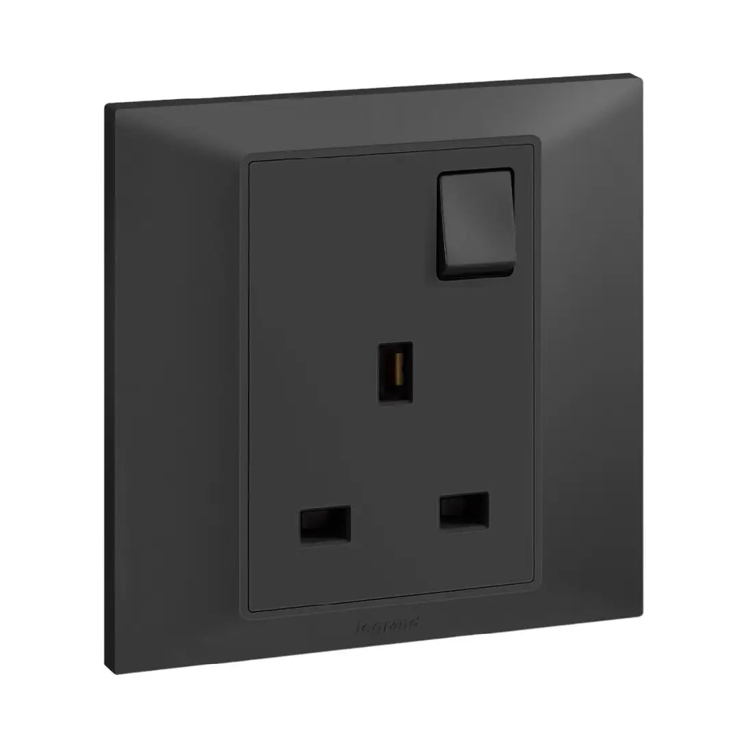 Legrand Belanko S 1 Gang Single Pole BS Switched Socket Outlet 13A