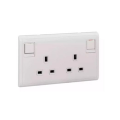 Schneider Electric Pieno Switched Socket 13A 250V 2 Gang E82T25 - White - Slide 1