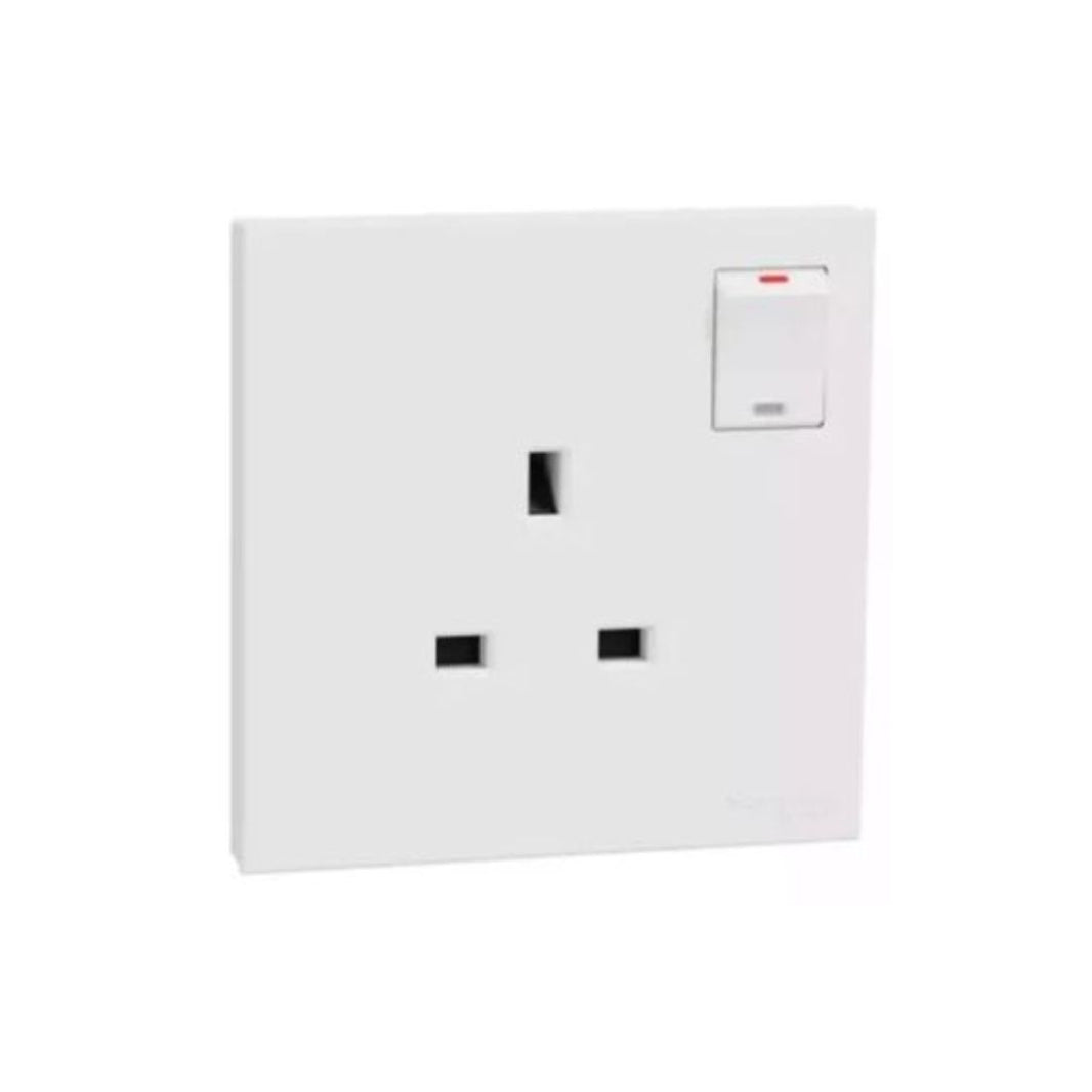 Schneider Electric AvatarOn C Switched Socket with LED 13A 250V 1 Gang E8715N_WE White in Dubai, UAE