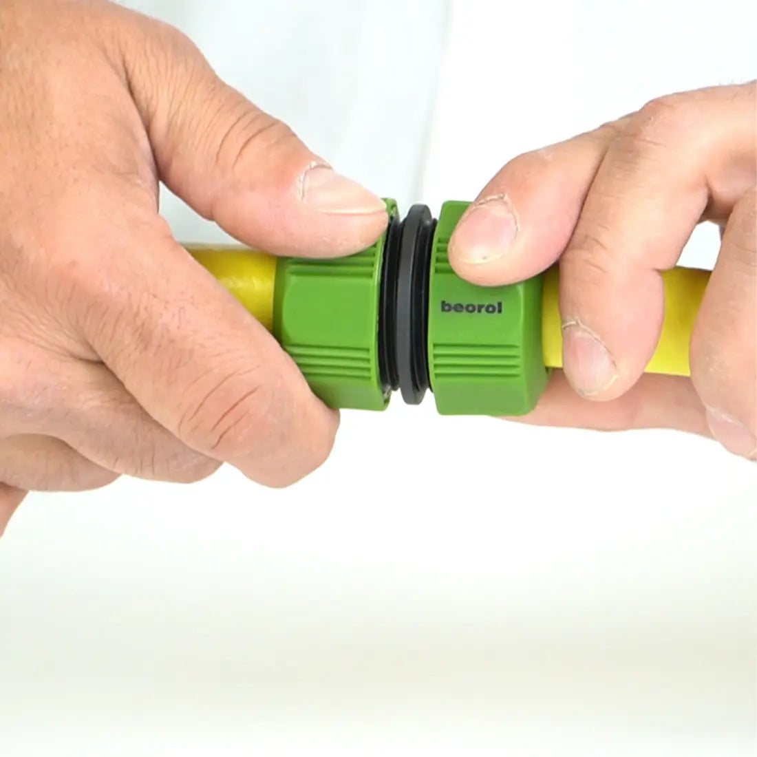 Beorol Plastic Hose Pipe Mender, Connector 1/2
